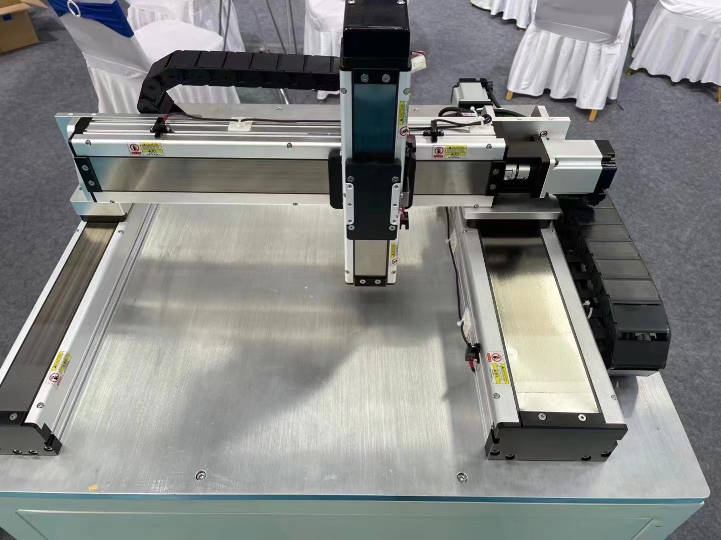 全封闭直线模组